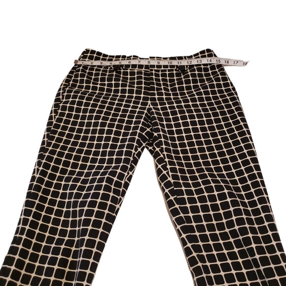 Banana Republic Women's Size 0 Martin Fit Black and White Checkered Trousers - Picture 4 of 8